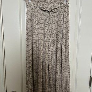 Sweet Rain Palazzo Pants - Size Medium